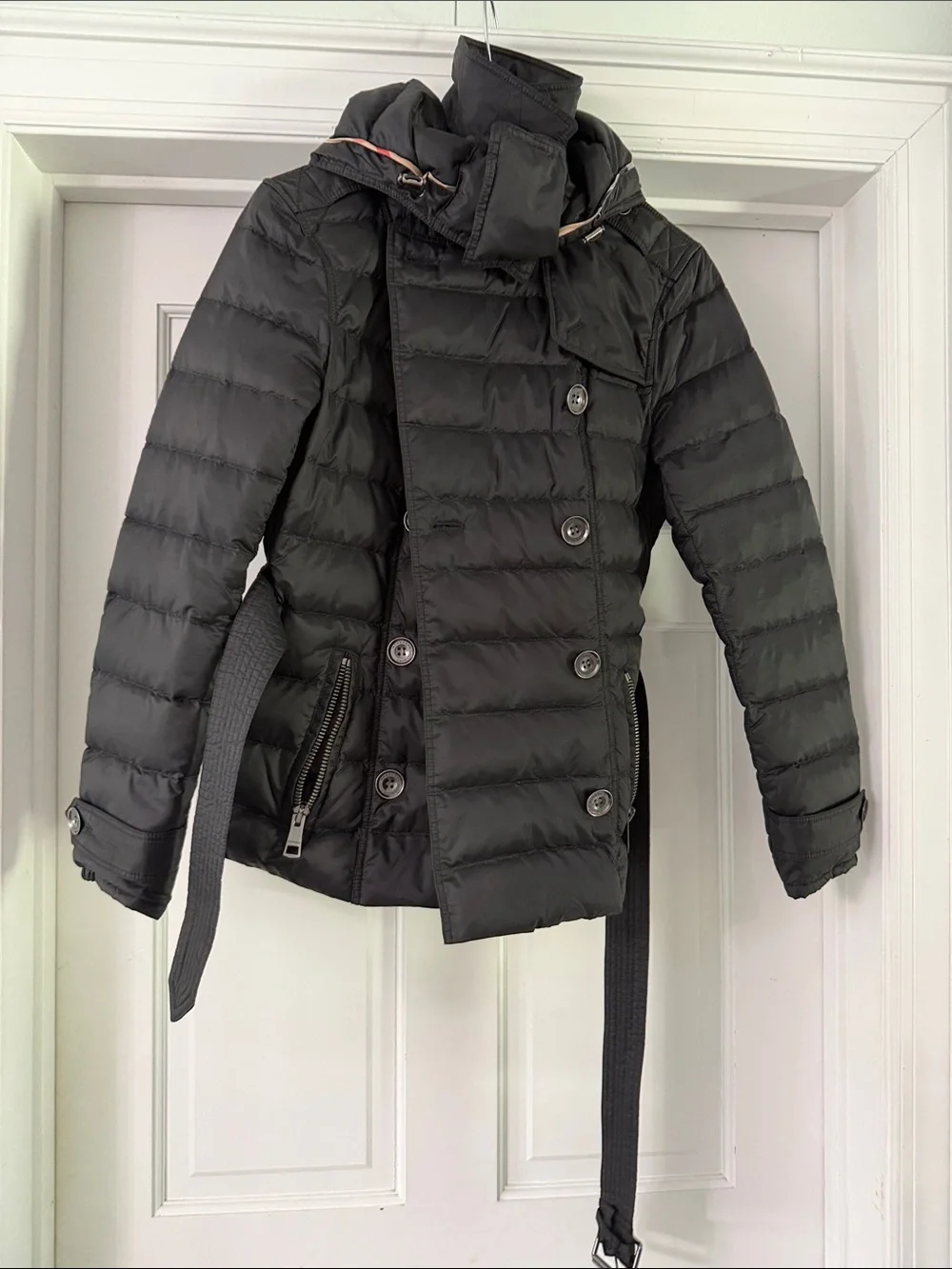 Burberry Black Quilted Down Puffer Jacket with Belt